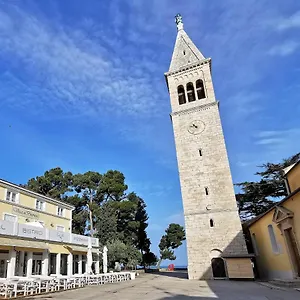 https://room-3.in-istria.net
